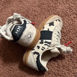 Zara Kids Shoes in Black and Cream
